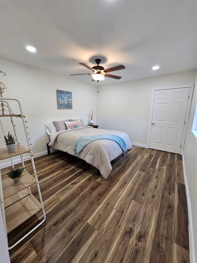 Building Photo - 3126 Ohio St