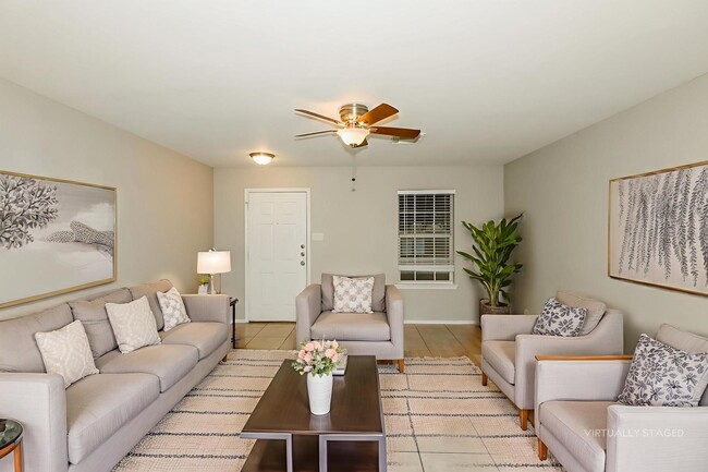 Building Photo - 3643 Bridgebluff Ln