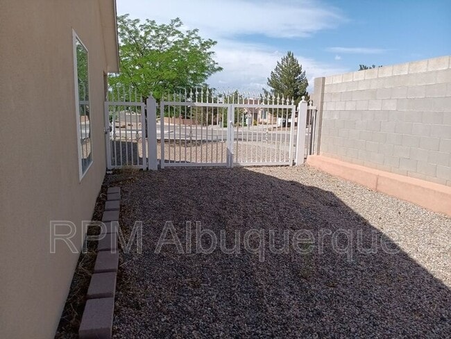 Building Photo - 6100 Costa Blanca Ave NW