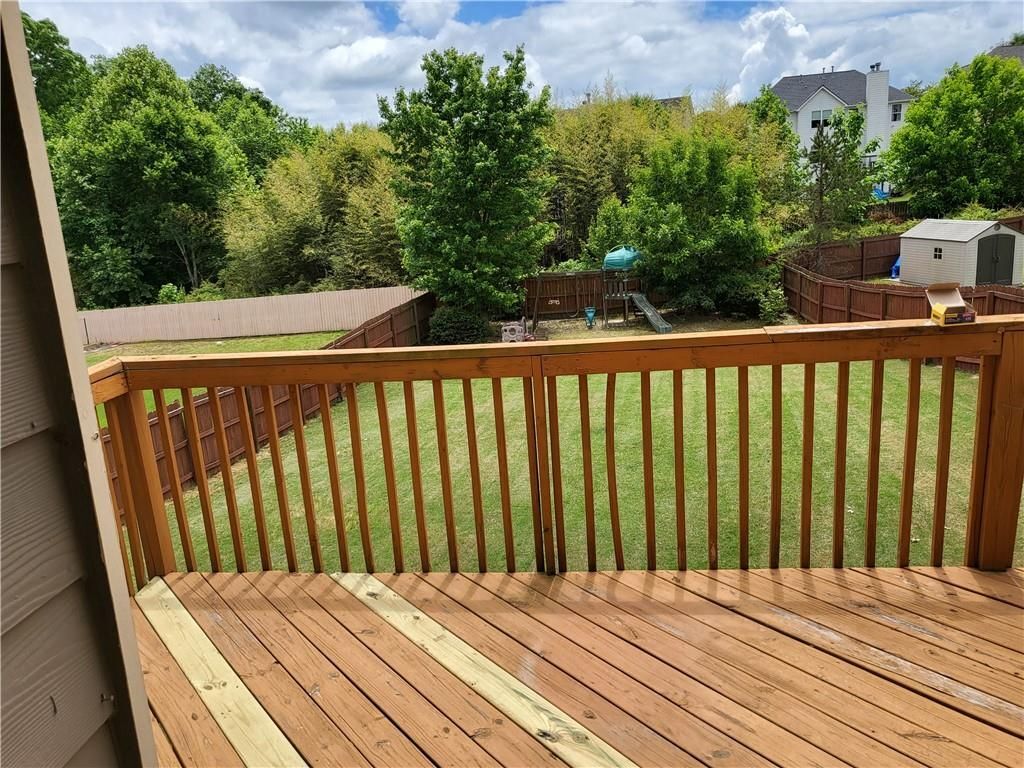 Building Photo - 950 Rockbass Rd