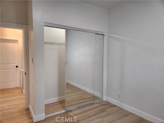 Building Photo - 18252 Saticoy St