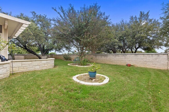 Building Photo - 103 Lake Sommerville Trail