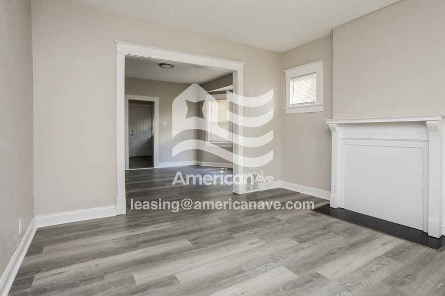 Building Photo - 2737 Bales Ave
