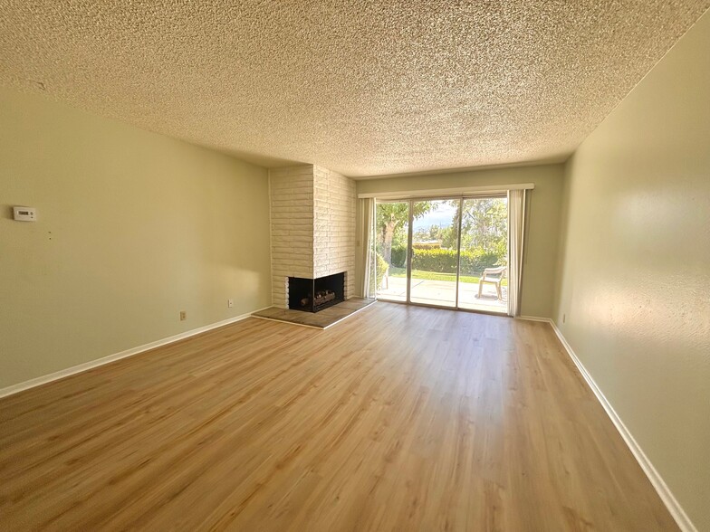 Fireplace in living room - 14305 Augusta Dr