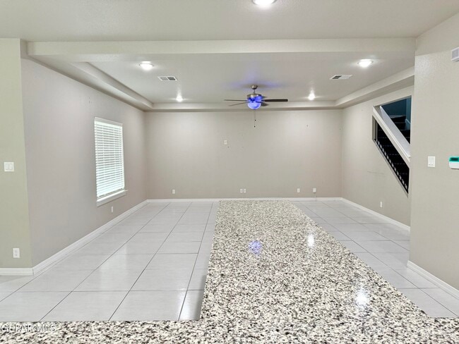 Building Photo - 12824 Linstead Ave