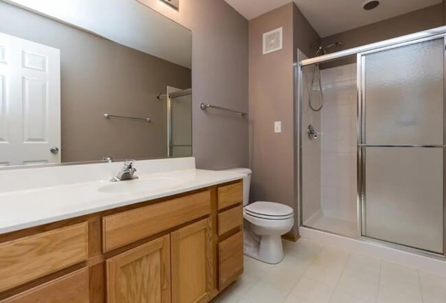 Building Photo - 277 S 79th St