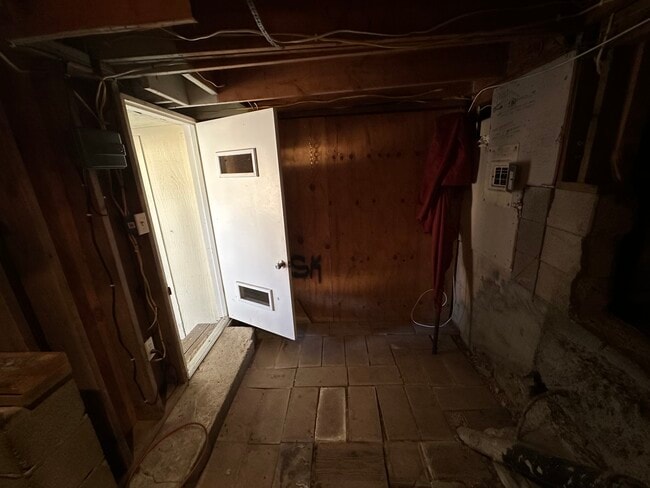 Building Photo - 1326 Clifton St