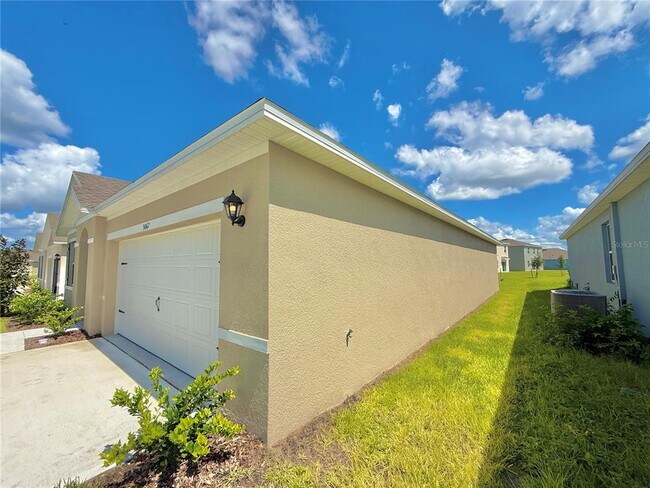 Building Photo - 5067 Tana Ter