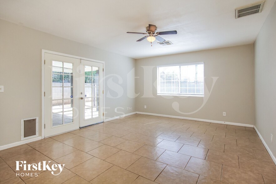 Building Photo - 8707 N 41st Ave