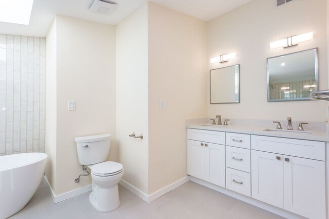 Building Photo - Newly updated Single-Story in Clairemont