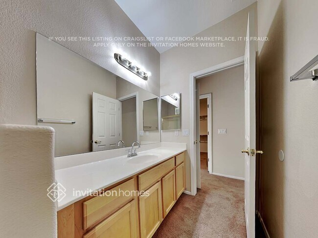 Building Photo - 7025 E Keats Ave