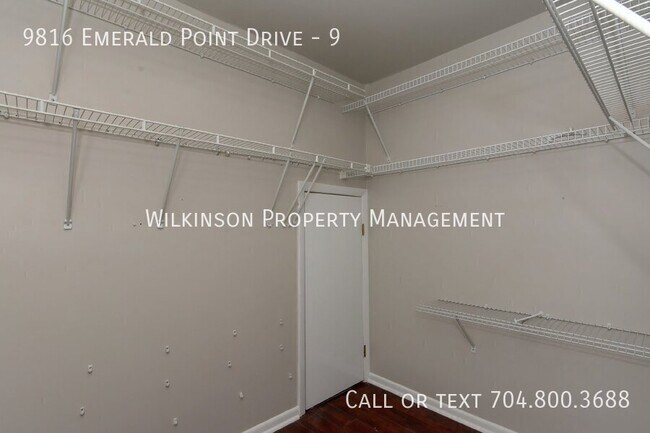 Building Photo - 9816 Emerald Point Dr