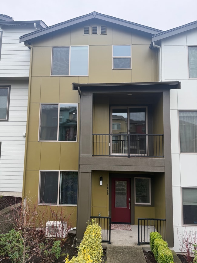 Building Photo - 1049 SW 99th Pl