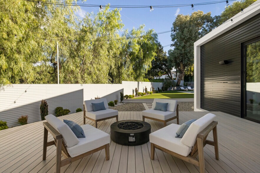 Building Photo - 22020 Alizondo Dr