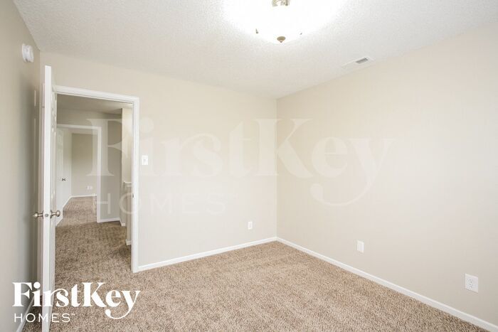 Building Photo - 6350 Eastern Range Rd