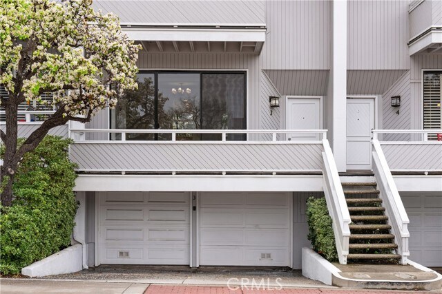 Building Photo - 3 Kamalii Ct