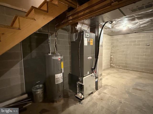 Building Photo - 326 Lincoln Ave