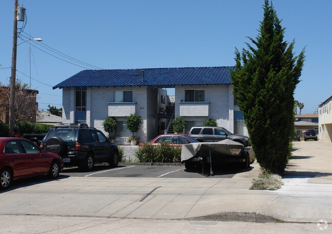 Building Photo - Casa Bahia