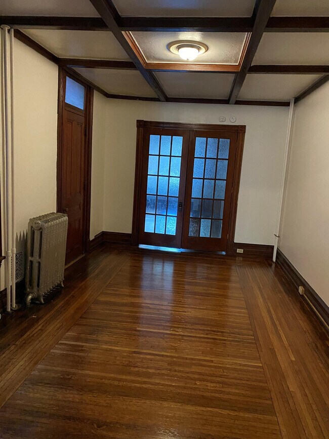 Building Photo - 1236 Perkiomen Ave