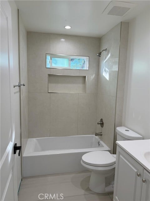 Building Photo - 2215 N Brighton St