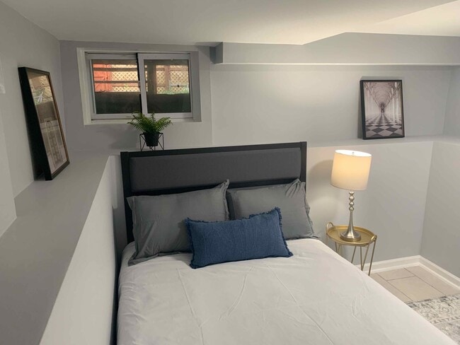 Building Photo - 613 P St NW