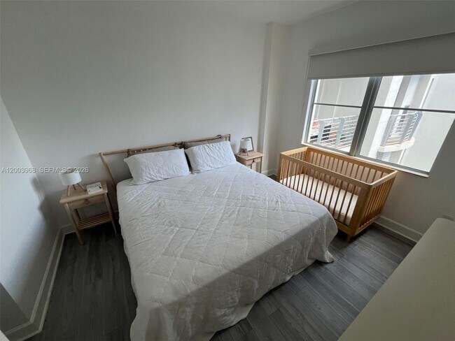 Building Photo - 1830 Radius Dr