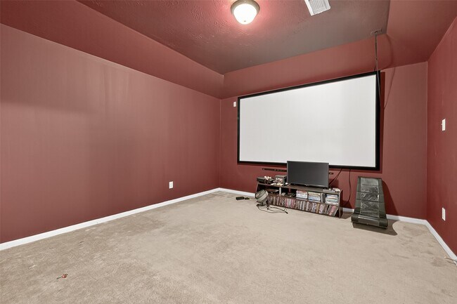 Building Photo - 6003 Dover Creek Ln