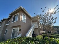 Building Photo - Bright and Airy 2Bd/2Ba Condo w/AC, W/D an...