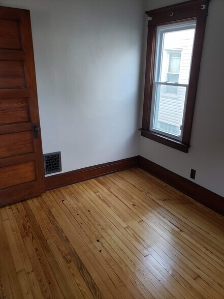 Building Photo - 43 Mount Vernon Ave