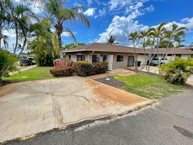 Building Photo - Unfurnished 2BR/1BA single level Ohana wit...