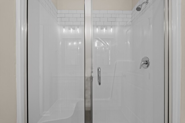 Building Photo - 3009 Brems Dr