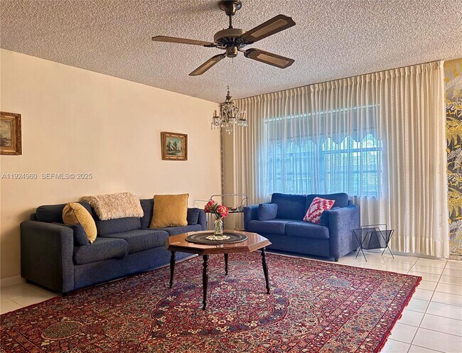 Primary Photo - 612 Normandy Ln