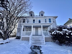 Building Photo - 899-901-901 Hancock St