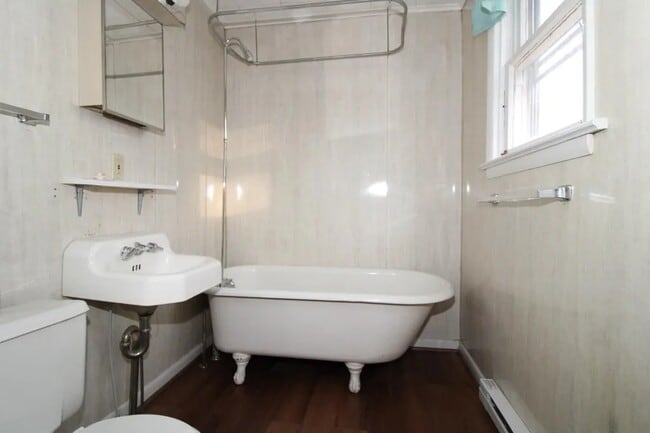 Building Photo - 524 Virginia Ave