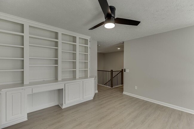 Building Photo - 5570 Cannonero Dr