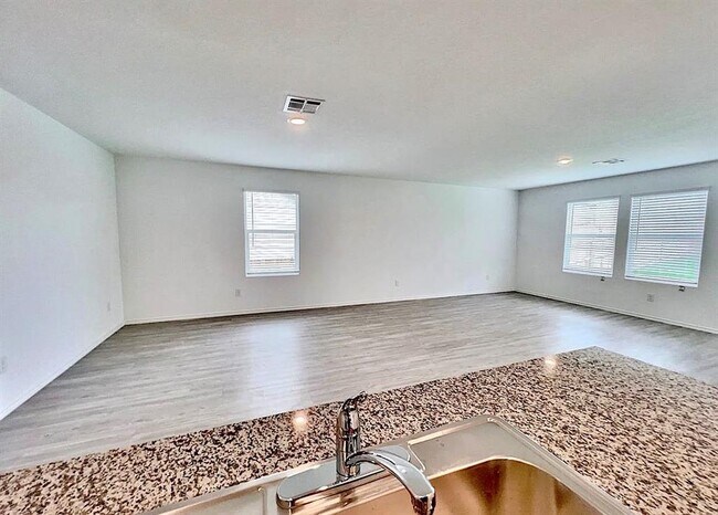 Building Photo - 5823 Forenoon Dr