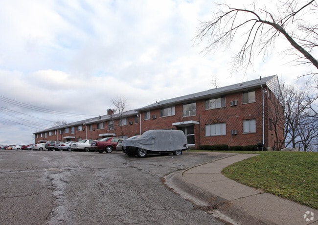 Building Photo - 1964-1970 Westwood Northern Blvd