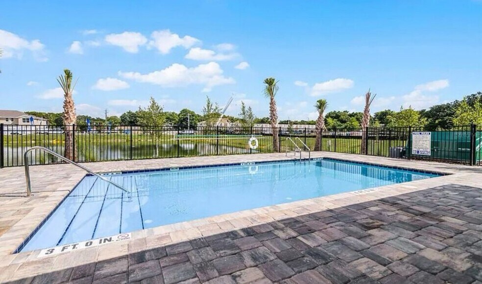Building Photo - 544 Zinfandel Dr