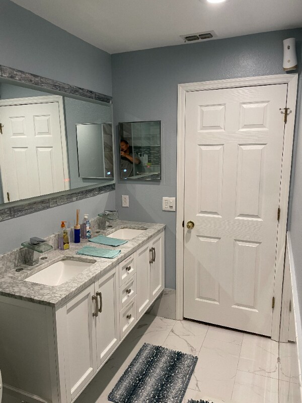 Building Photo - 4956 Fiske Cir