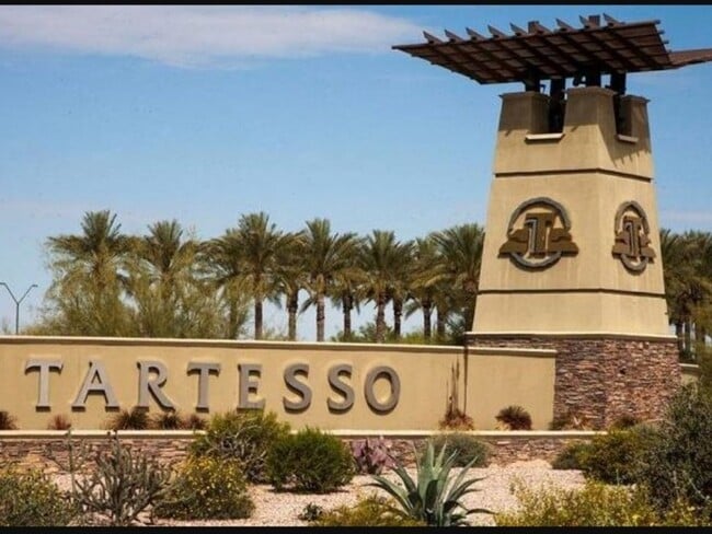 Building Photo - 4 Bedroom Home in Tartesso, a Master Planned Community