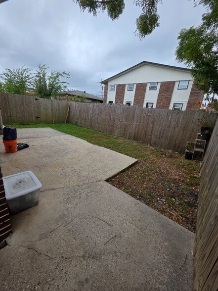 Building Photo - 7636 Alabama St