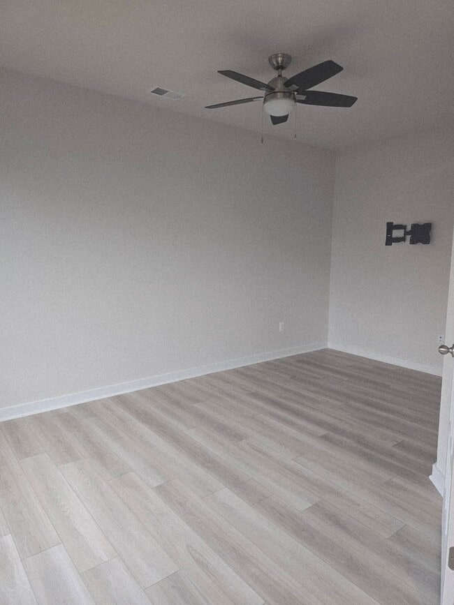 Building Photo - 8593 Red Sage Way S