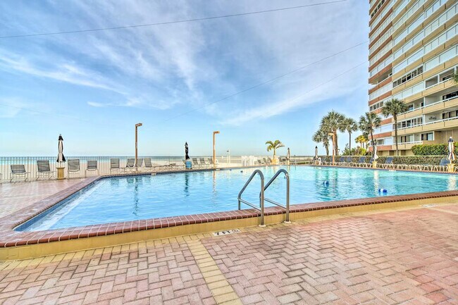 Building Photo - 17900 Gulf Blvd