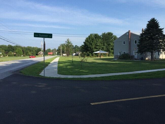 Building Photo - 75-C SL