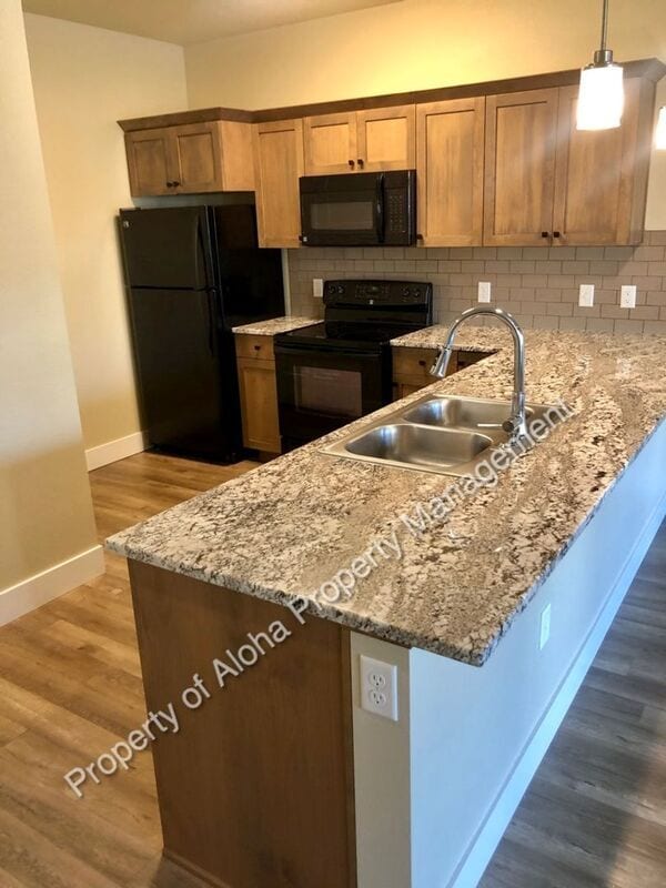 Building Photo - 3526 E Grand Forest Dr