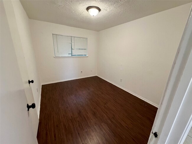 Building Photo - 12818 Segrest Dr