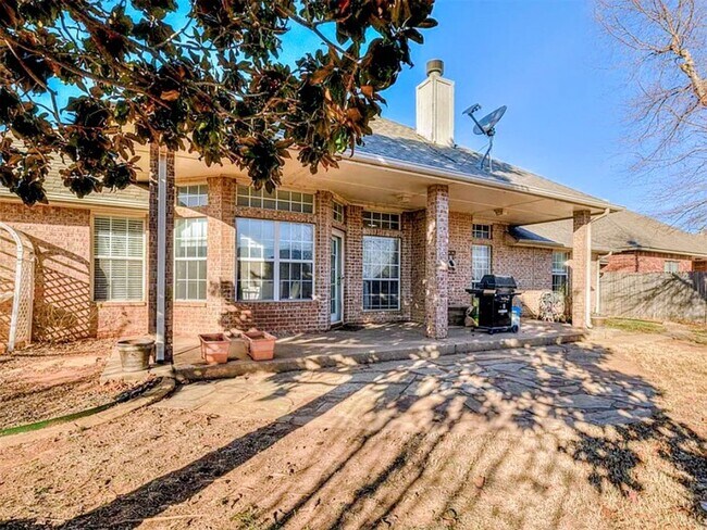 Building Photo - 4012 Morning Star Dr
