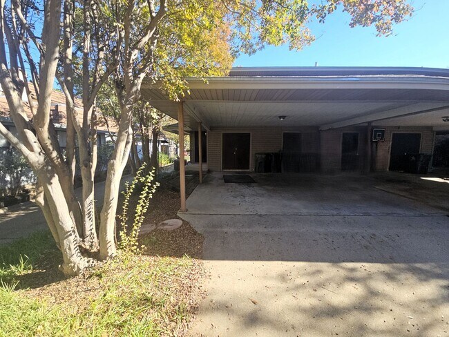 Primary Photo - Updated Townhome with Upgrades