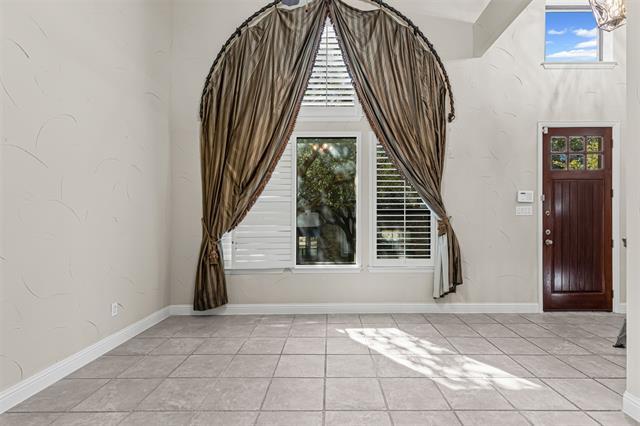 Building Photo - 5717 Lunsford Rd