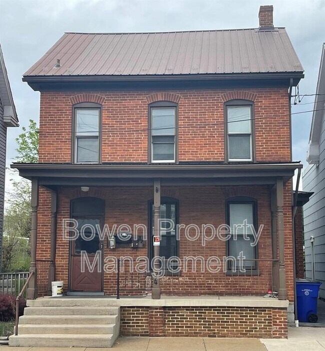 Primary Photo - 724 Salem Ave